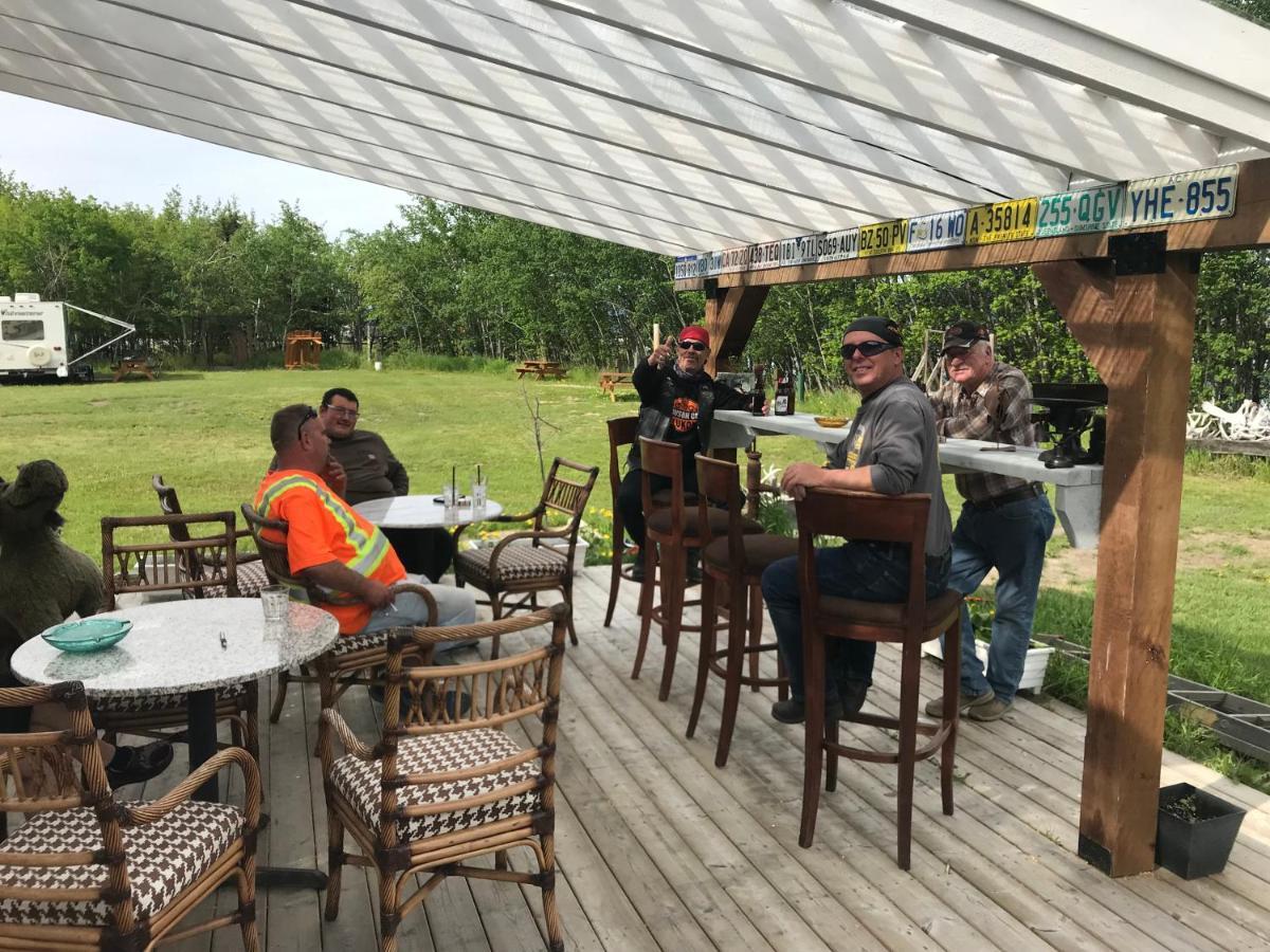 Tagish Six Mile River Resort מראה חיצוני תמונה