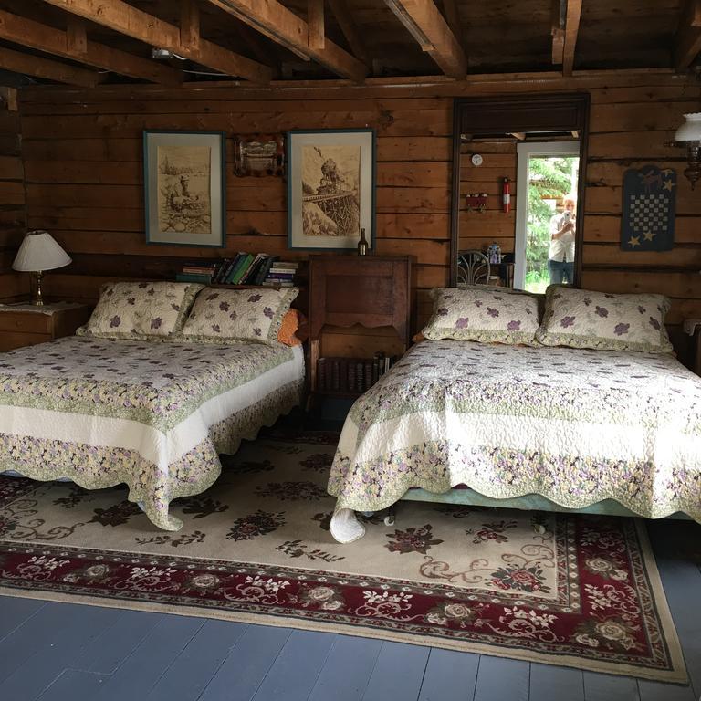 Tagish Six Mile River Resort מראה חיצוני תמונה